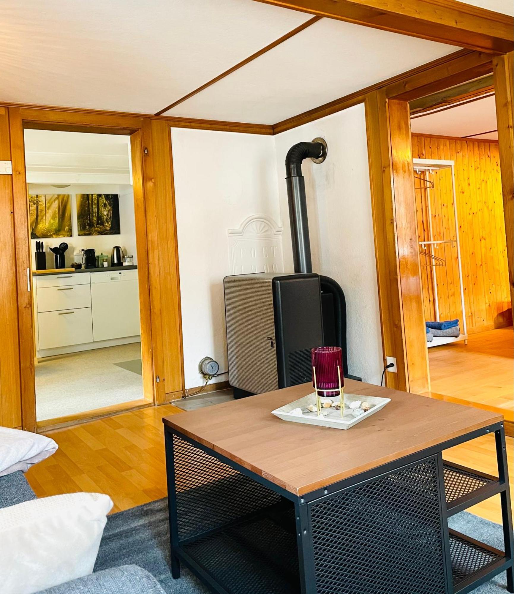 Lovely & Great Equipped Wooden Alp Chalet Flat Kandersteg Luaran gambar